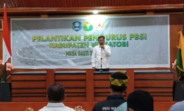"Pelantikan Pengurus PBSI Wakatobi periode 2022-2026. Foto: Istimewa